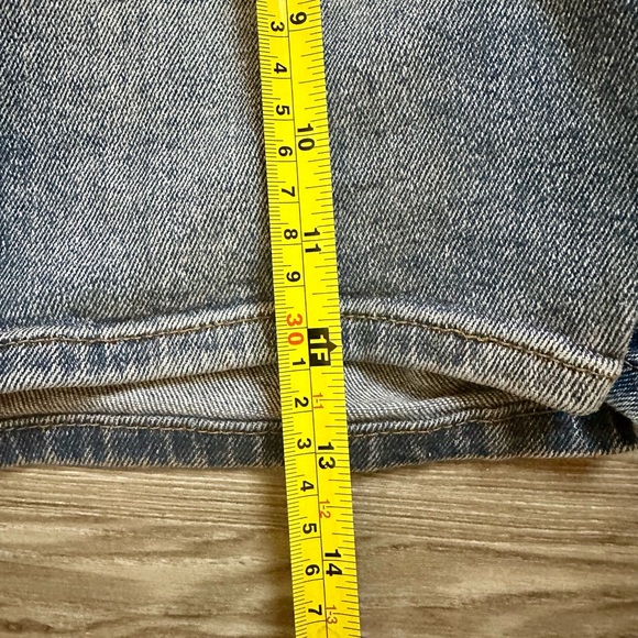 Short denim shorts - Picture 4 of 4